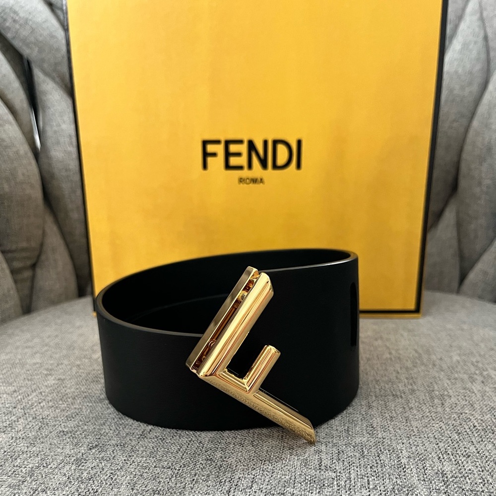 Fendi First Black Leather Belt, size 100
